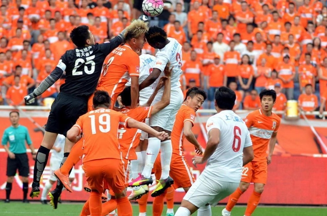 开云体育下载入口-亚冠今晨走向成谜；法兰克福绝杀压哨；目标明确；更衣室氛围转暖